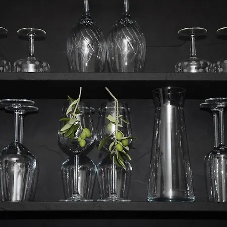 Apartment Mbglasshouse *